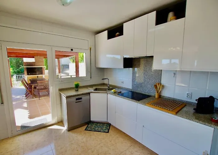 Вилла V&v Lloret - Mirasola *